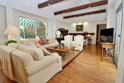 Chalet totalmente reciclado y en excelente ubicación