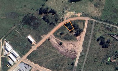 1054m2 con gran conectividad vial 