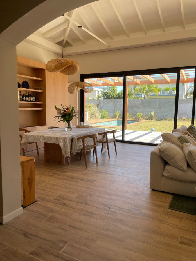 Alquiler - 3 dormitorios - Los Olivos