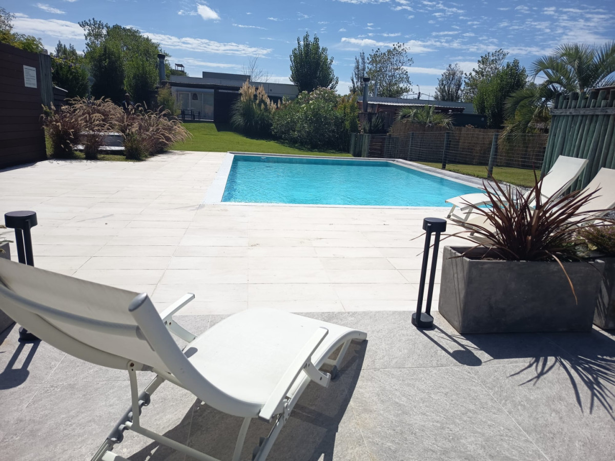 Casa a pasos del Mar - Altos de Punta Piedra