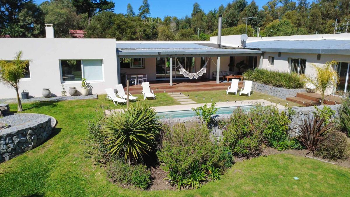 Casa El Tesoro (La Barra) 350m2 + 120m2 domo