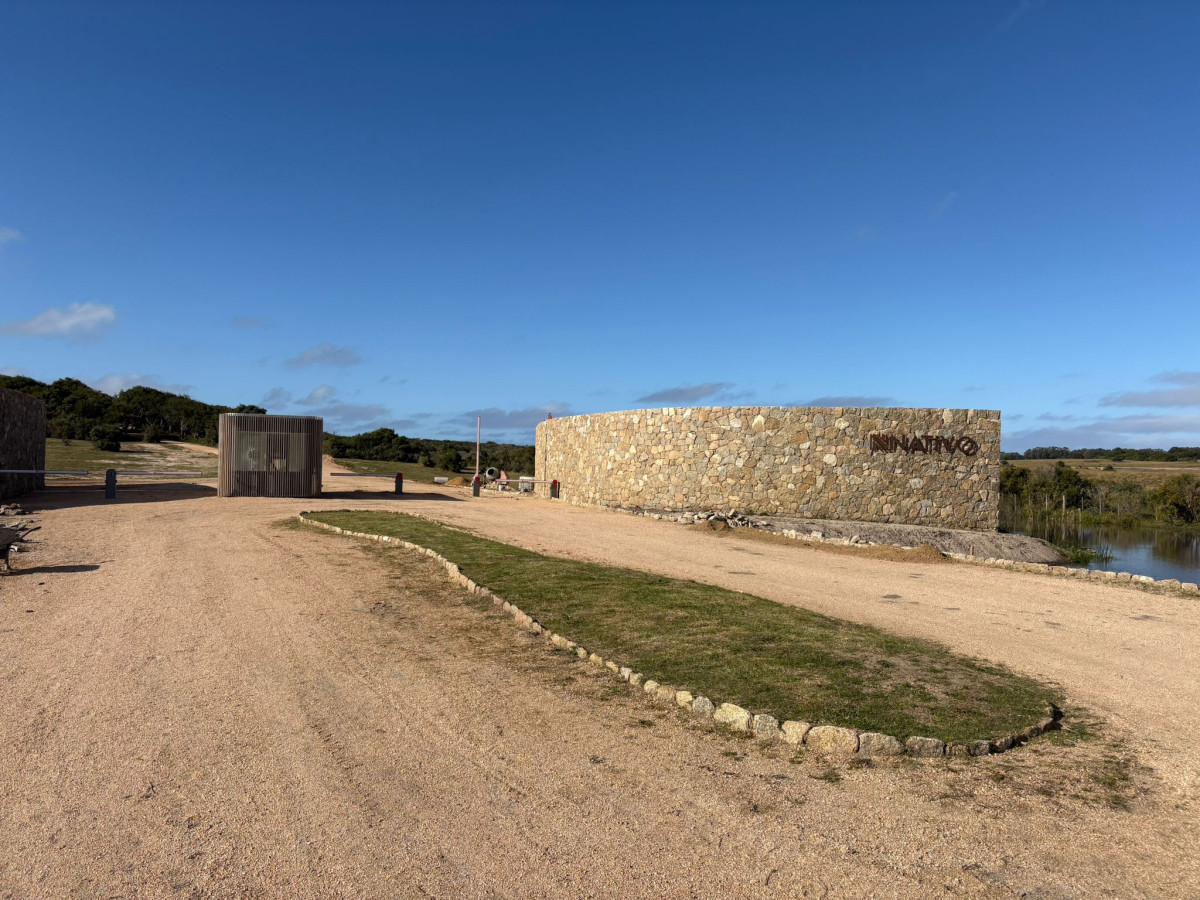 Terrenos en Barrio privado Nativo a 5 mins de José Ignacio desde 180000