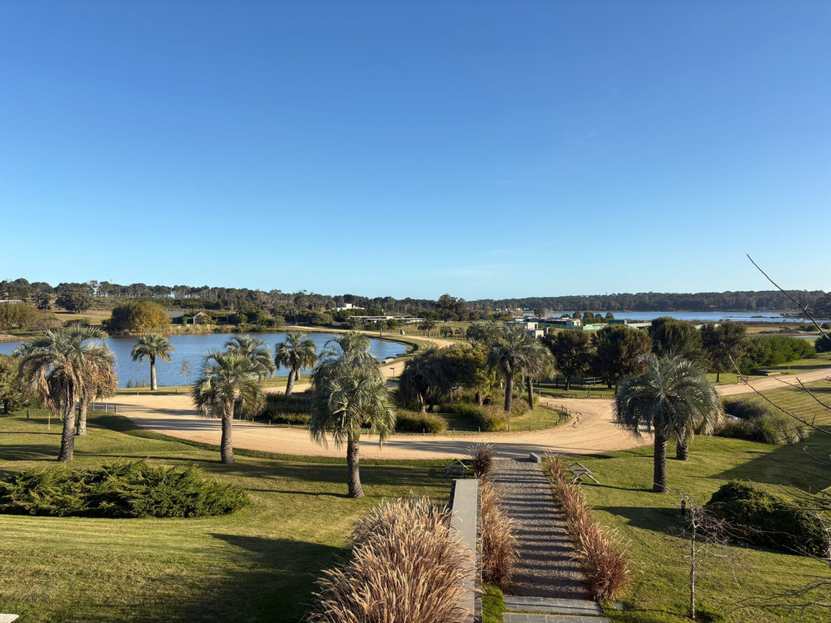 Espectacular terreno de 5600m2 en Laguna Estates, Manantiales