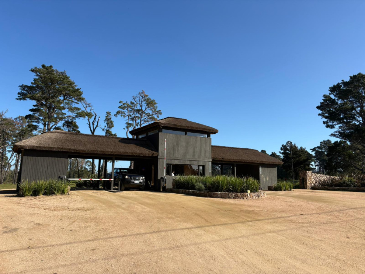 Terreno Lote 10 Puerto Quetzal - Vista Laguna