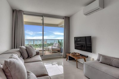 Apartamento 1 dormitorio piso alto con vista al mar