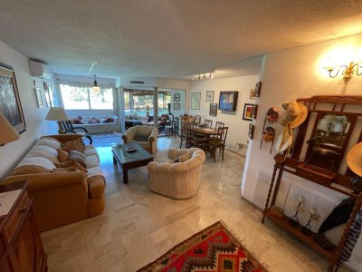 Apartamento de 4 dormitorios 