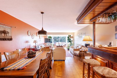 Apartamento de 3 dormitorios mas dependencia en venta