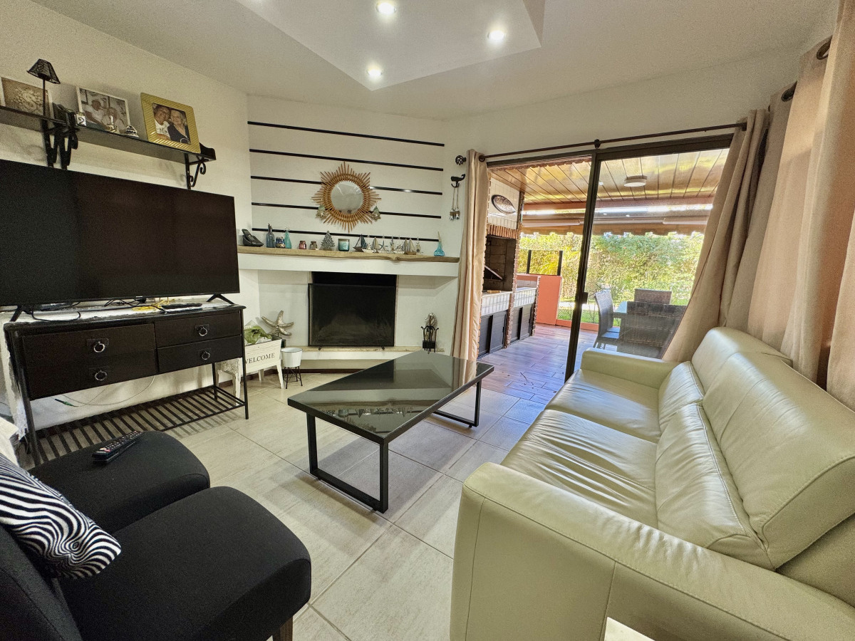 Apartamento en alquiler temporal a pasos de playa mansa