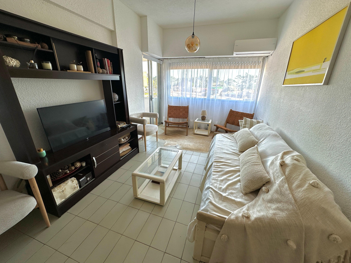 Apartamento de 2 dormitorios en alquiler temporal