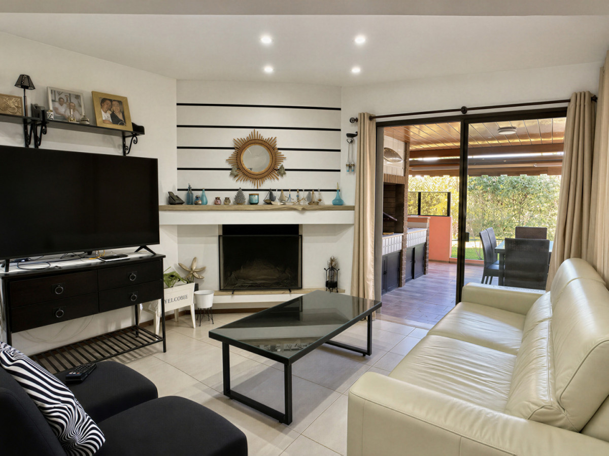 Apartamento en alquiler temporal a pasos de playa mansa