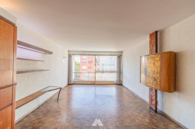VENTA DE APTO 3 DORMITORIOS, COCHERA, SOBRE BULEVAR ESPAÑA Y RAMBLA
