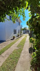 VENTA DE CASA DE 3 DORMITORIOS + TERRENO  