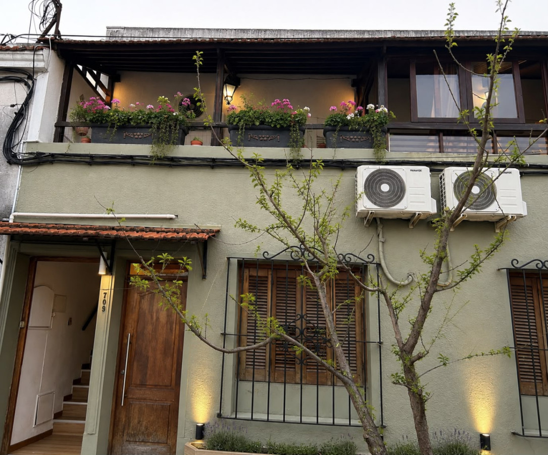 Apartamento completamente amoblado en alquiler a metros del club Remeros