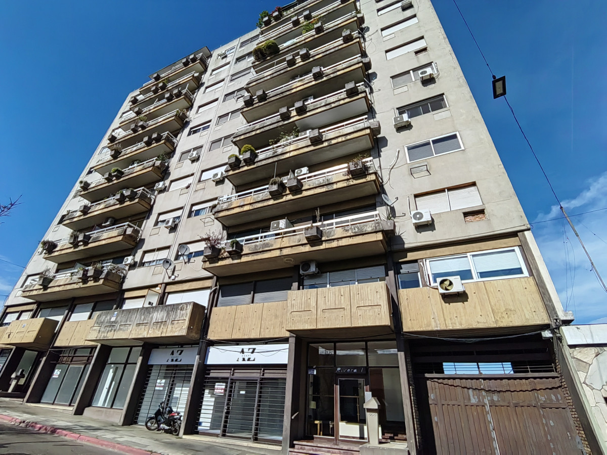 Apartamento en venta en el centro de Salto