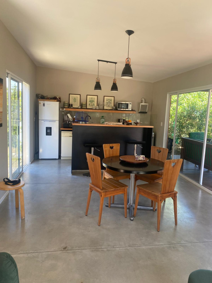 Casa en alquiler en  Punta del Este, Chihuahua, temporada y anual