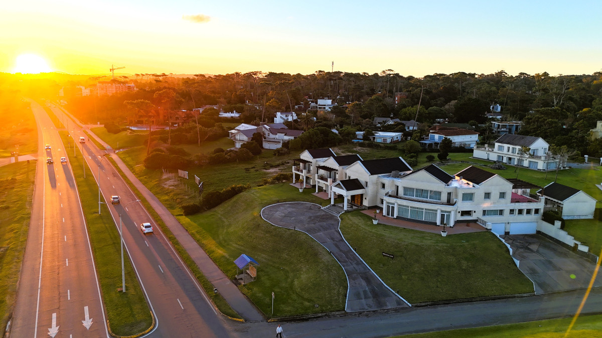 Mansion en playa mansa