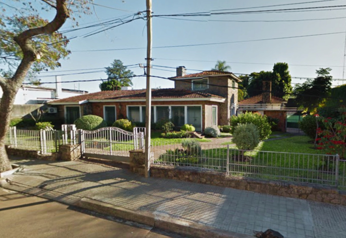 Casa en venta en zona centro de Salto.