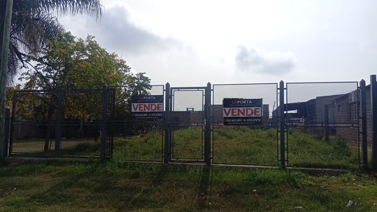 Muy buen terreno con todos los servicios a la puerta