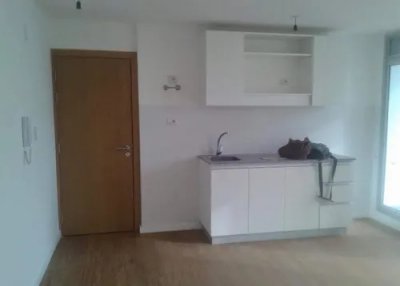 Alquiler apartamento 2 dormitorios - Aguada - Cochera