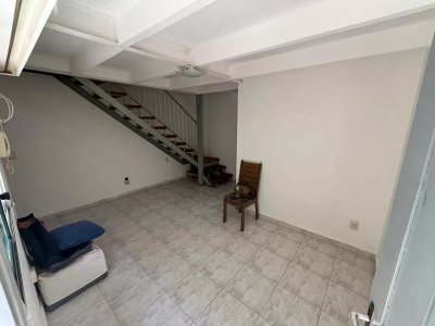 Alquiler apartamento 2 dormitorios con patio en Aguada