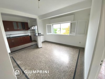 Alquiler apartamento 2 dormitorios en Buceo con balcón 