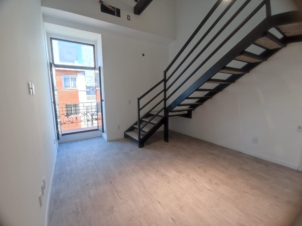 Venta apto tipo loft 1 dormitorio Alhambra Plaza - A estrenar - Ciudad Vieja