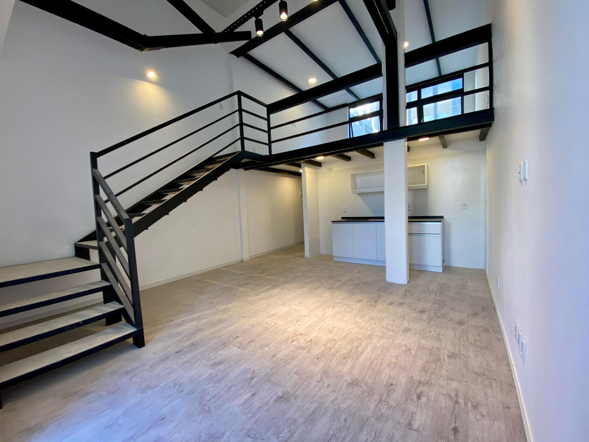 Venta apto tipo loft 1 dormitorio Alhambra Plaza - A estrenar - Ciudad Vieja