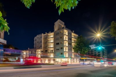 Alquiler Apto Un Dorm - Eminent - Bella Vista 