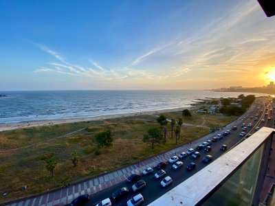 Alquiler Apartamento 3 Dormitorios + Garage - Malvin