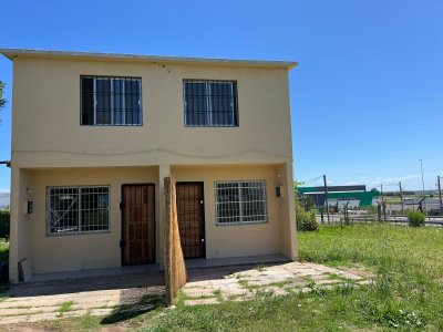 Alquiler Casa 2 Dormitorios - Barros Blancos