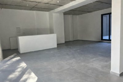 Alquiler local comercial a la calle 275 m² - Excelente ubicación - Parque Rodo