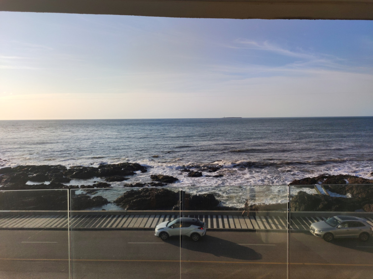 Venta de espectacular apartamento frente al mar! Peninsula
