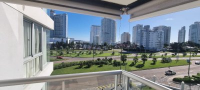 Apartamento en venta Torre del Mar de 3 dormitorios 2 baños