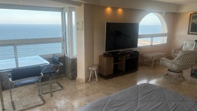 Torre del Sol 3 dorm 3 baños mas dep de serv en venta