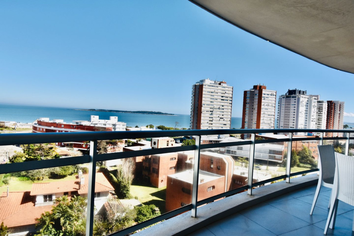 Sunrise de 3 dorm 3 baños en venta