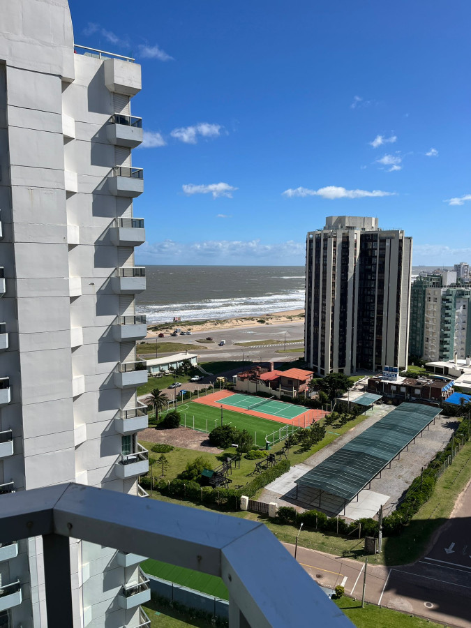 Apartamento en alquiler, 3 dormitorios