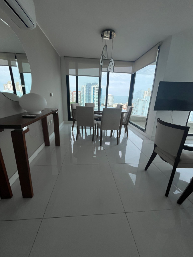 Apartamento de 3 dormitorios en venta 