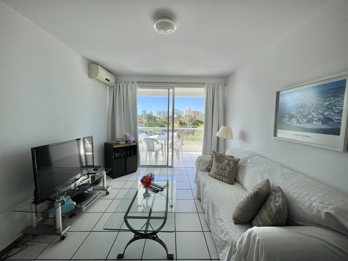 Venta Mansa , 2dormitirios ,2 baños, con vista.