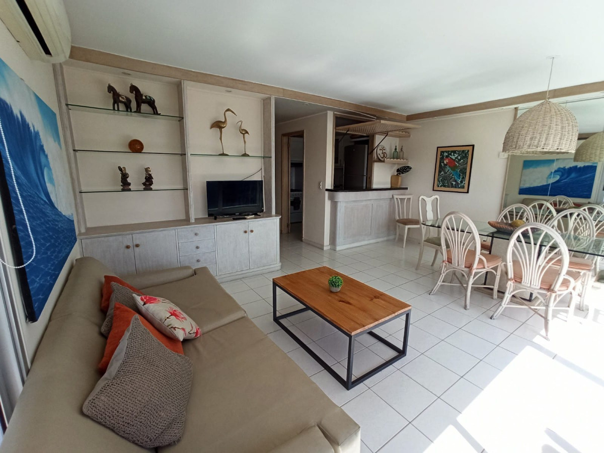 Palm Beach 2 dormitorios  2 baños en venta 