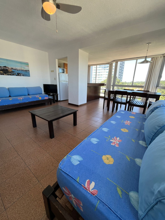 OPOTRUNIDAD EN VENTA, 2 dormitorios en Roosevelt