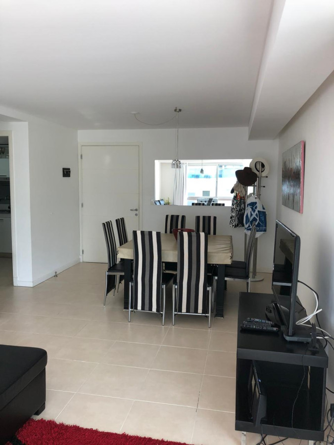 Alquiler de temporada, 3 dormitorios, con servicios