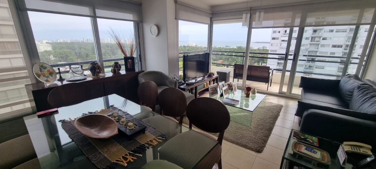 Venta de 3 dormitorios en Roosevelt 