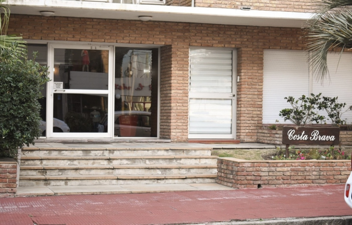 alquiler de temporada, edificio a metros del mar