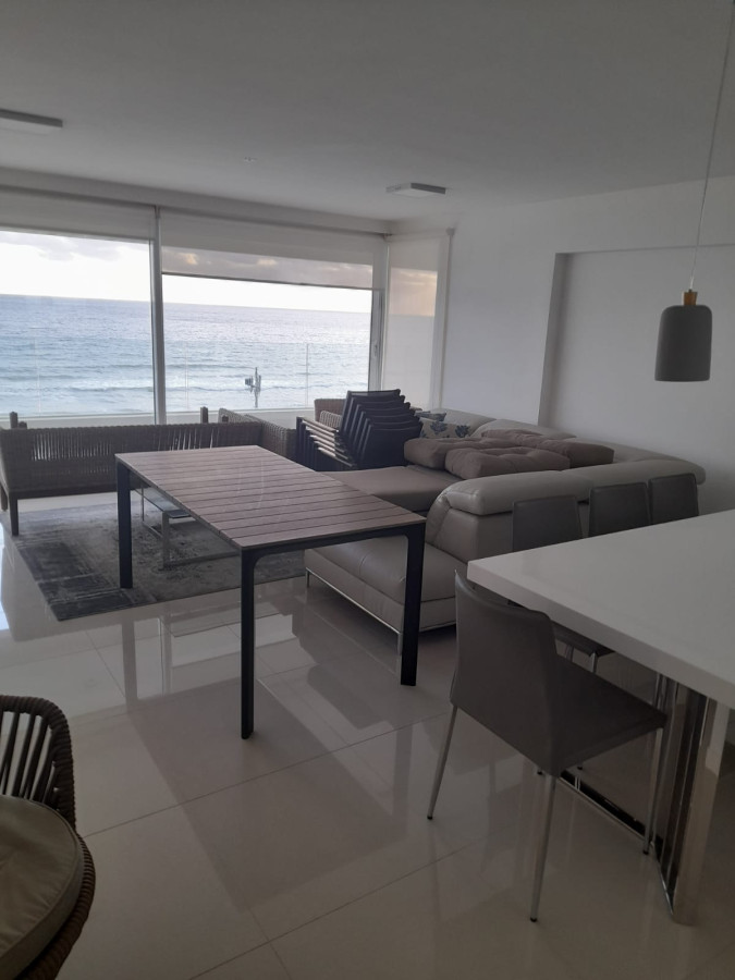 venta 3 dormitorios y  3 baños mas dependencia 