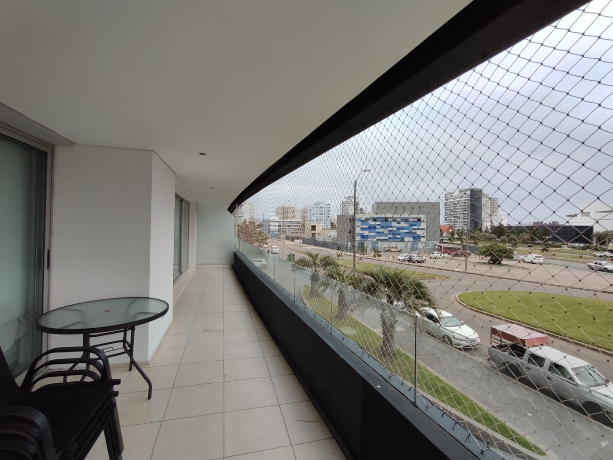 Torre del Mar 3 dorm 2 baños en venta