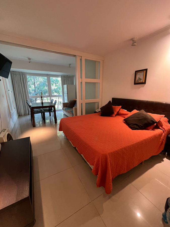 Venta y alquiler de verano, SOLANAS