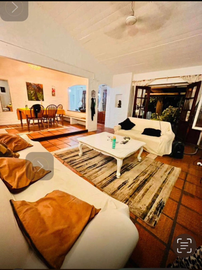 Casa en PDA 28 Mansa - barrio Pinares -