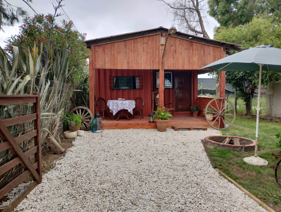 Alquiler anual casa de 2 dormitorios en Balneario Buenos Aires