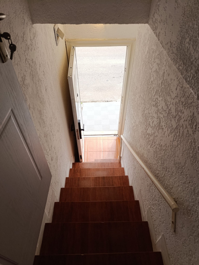 Casa distribuida en 3 apartamentos