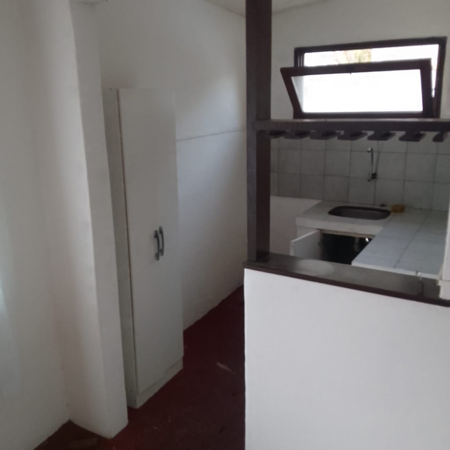 Casa de 1 dormitorio en Alquiler, en San Carlos